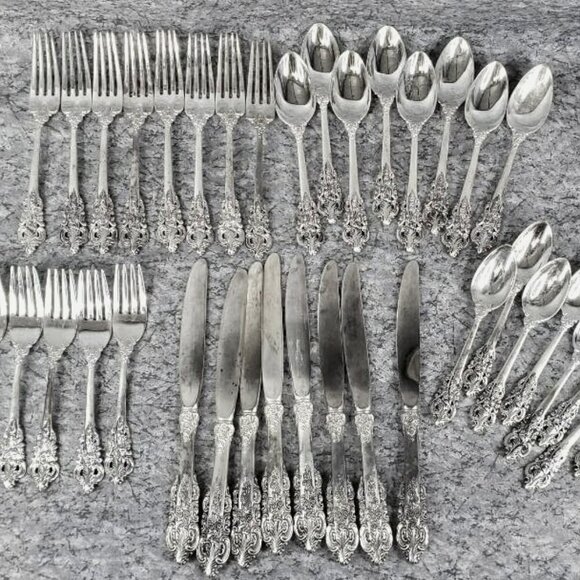 Godinger-Baroque Flatware- 8 - Picture 2 of 5